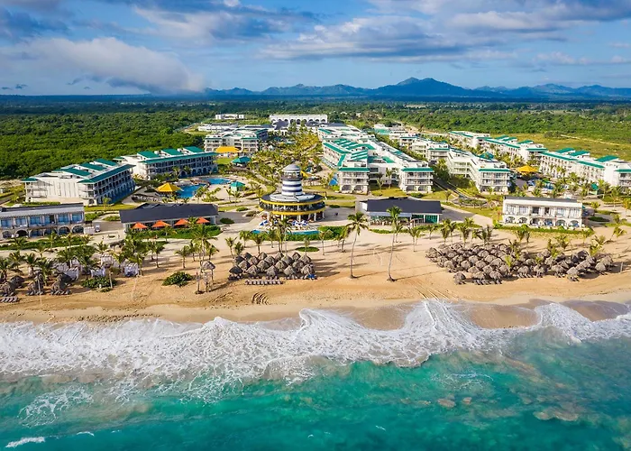 Ocean El Faro Resort (Adults Only)